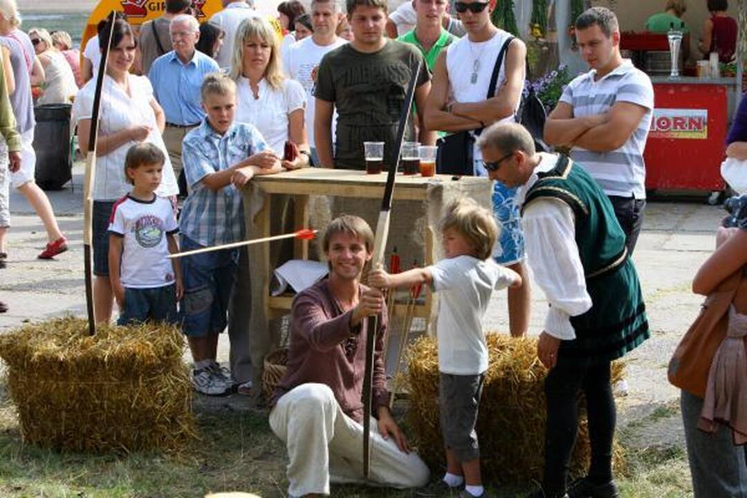 Senojoje prieplaukoje tęsiasi Hanza šventė (programa)