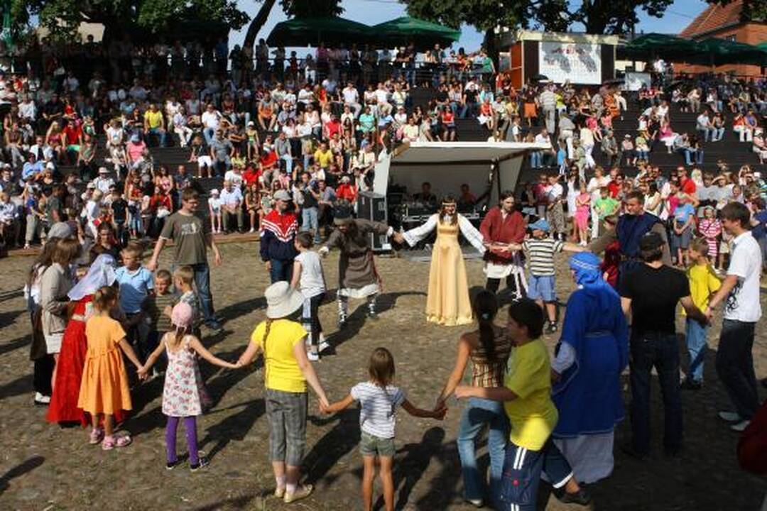 Senojoje prieplaukoje tęsiasi Hanza šventė (programa)