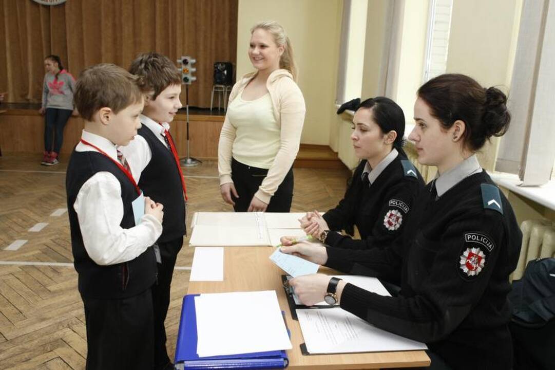 Mažieji klaipėdiečiai varžėsi „Šviesoforo“ konkurse
