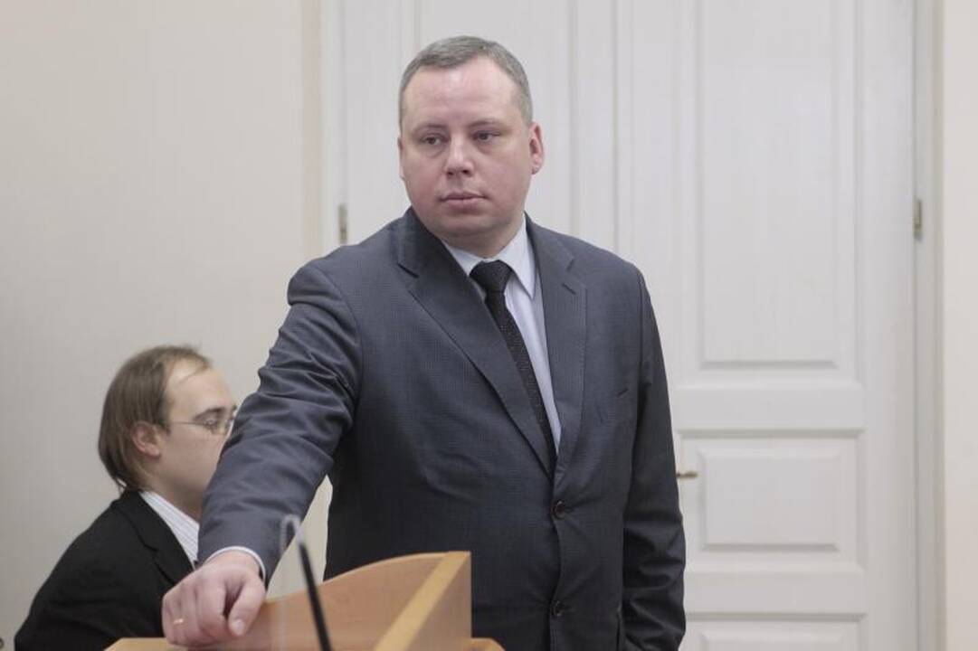 Šalčininkų rajono savivaldybė įpareigota pašalinti dvikalbius užrašus 