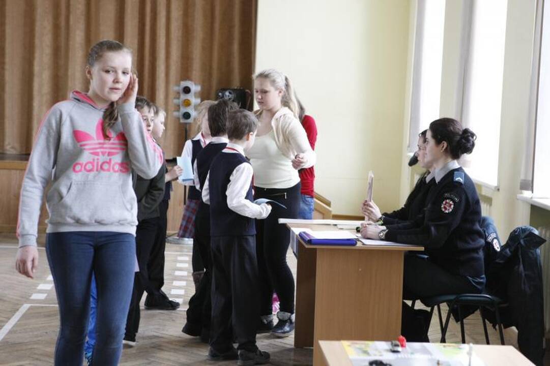 Mažieji klaipėdiečiai varžėsi „Šviesoforo“ konkurse
