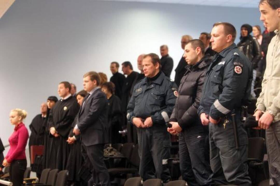 Riaušių prie Seimo dalyviai atsipirko lygtinėmis bausmėmis