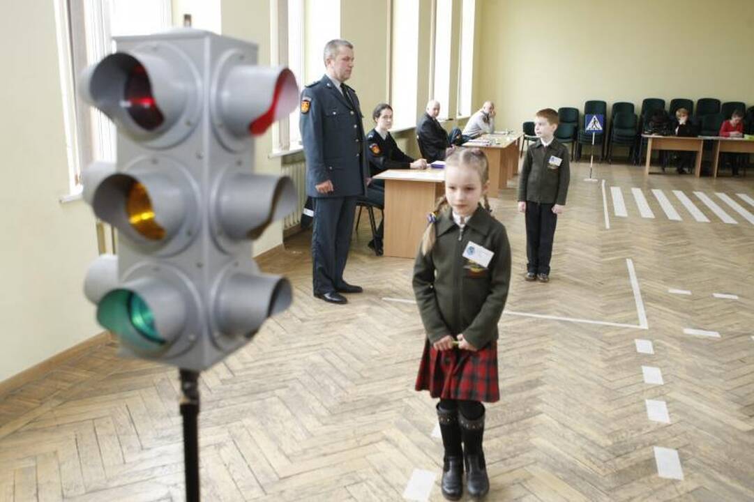 Mažieji klaipėdiečiai varžėsi „Šviesoforo“ konkurse