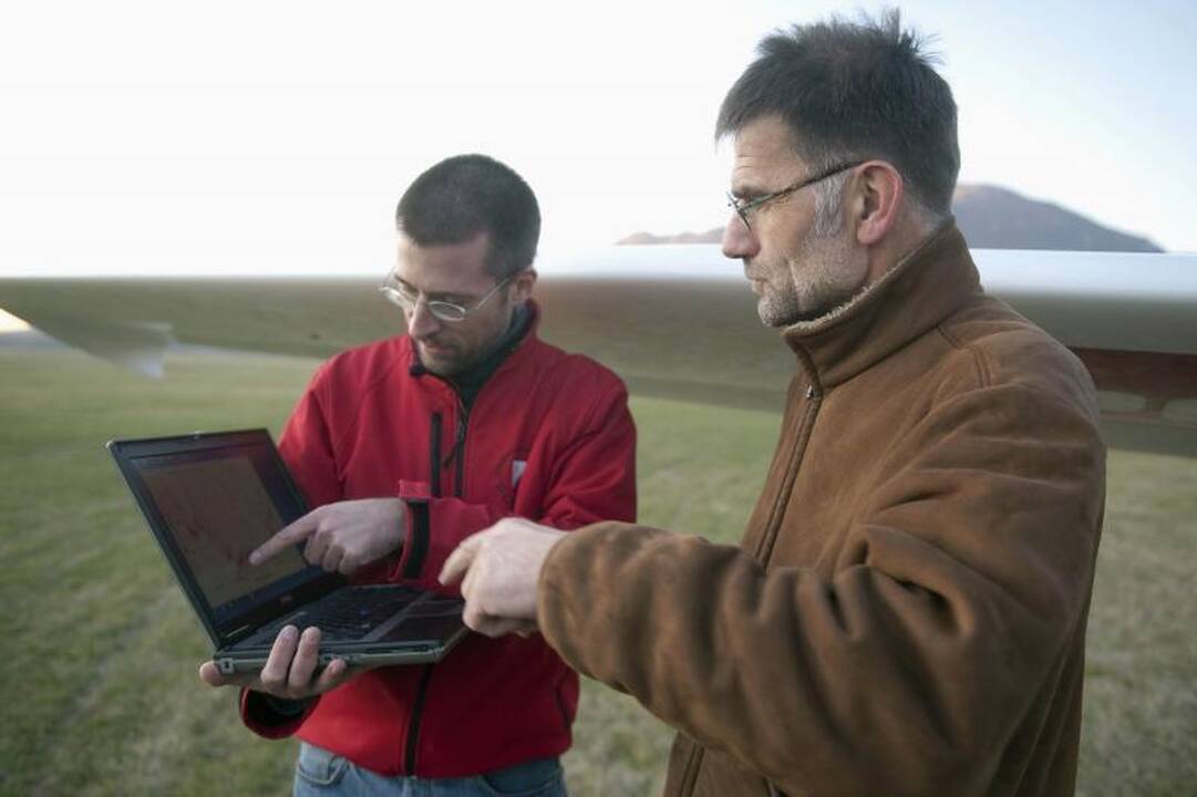 Pilotas į rekordinį skrydį aplink pasaulį leidosi 350 kg lėktuvėliu