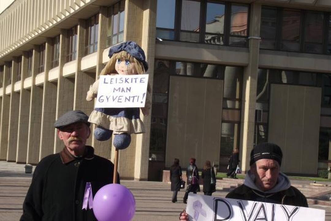 Advokatui A.Liutvinskui tvirkinimas nėra pedofilija