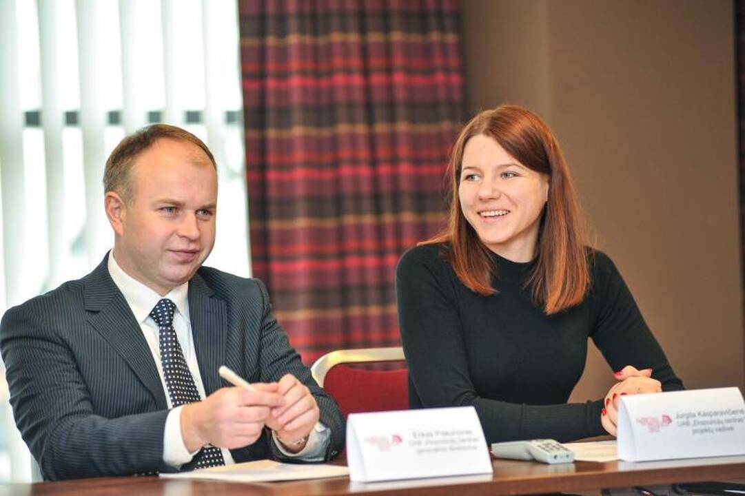 Paroda „Moters pasaulis“: nuo masažų iki avies vilnos batų