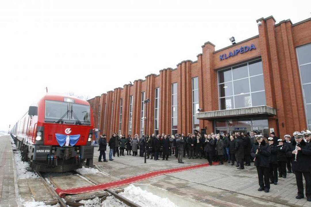 Traukinys „Saulė“ iš Klaipėdos išriedėjo į Kazachstaną