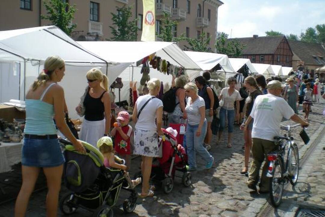 „Parbėg laivelis“ prasidėjo tradiciniu jomarku