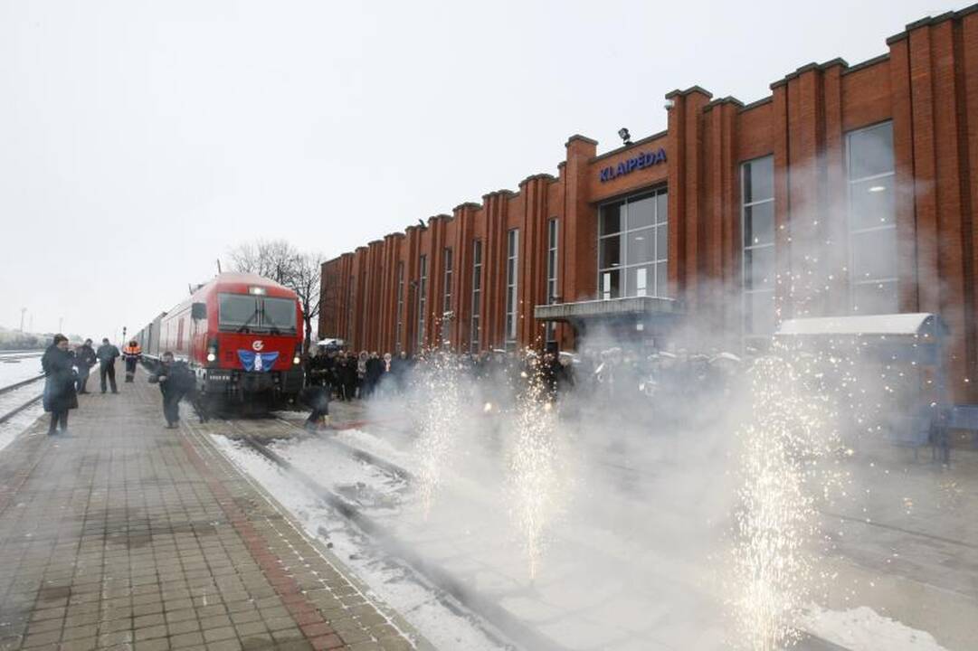 Traukinys „Saulė“ iš Klaipėdos išriedėjo į Kazachstaną