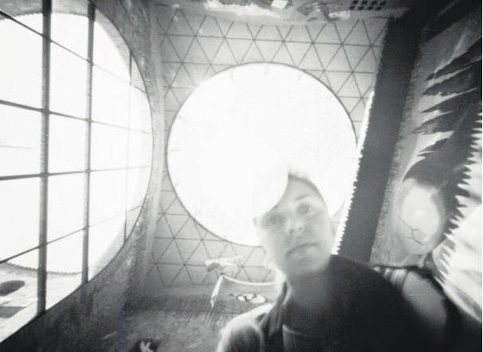 „KITI“ atiduos duoklę analoginei fotografijai