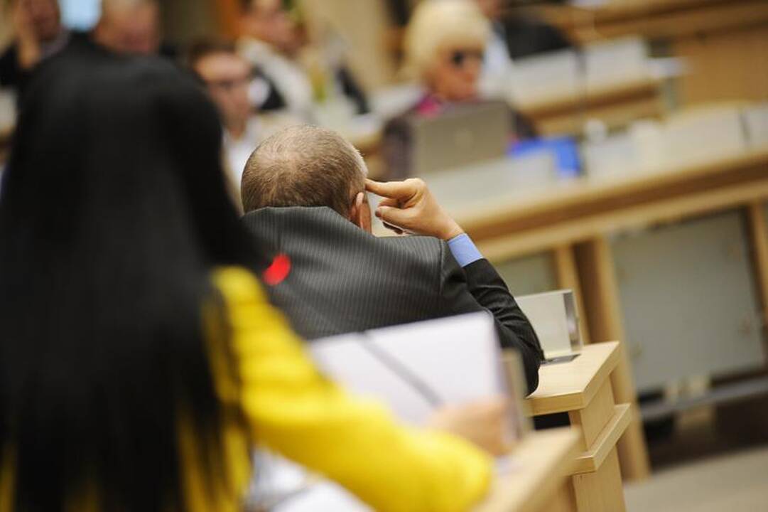 Valdžia nusprendė „Auros“ teatrą kol kas palikti ramybėje