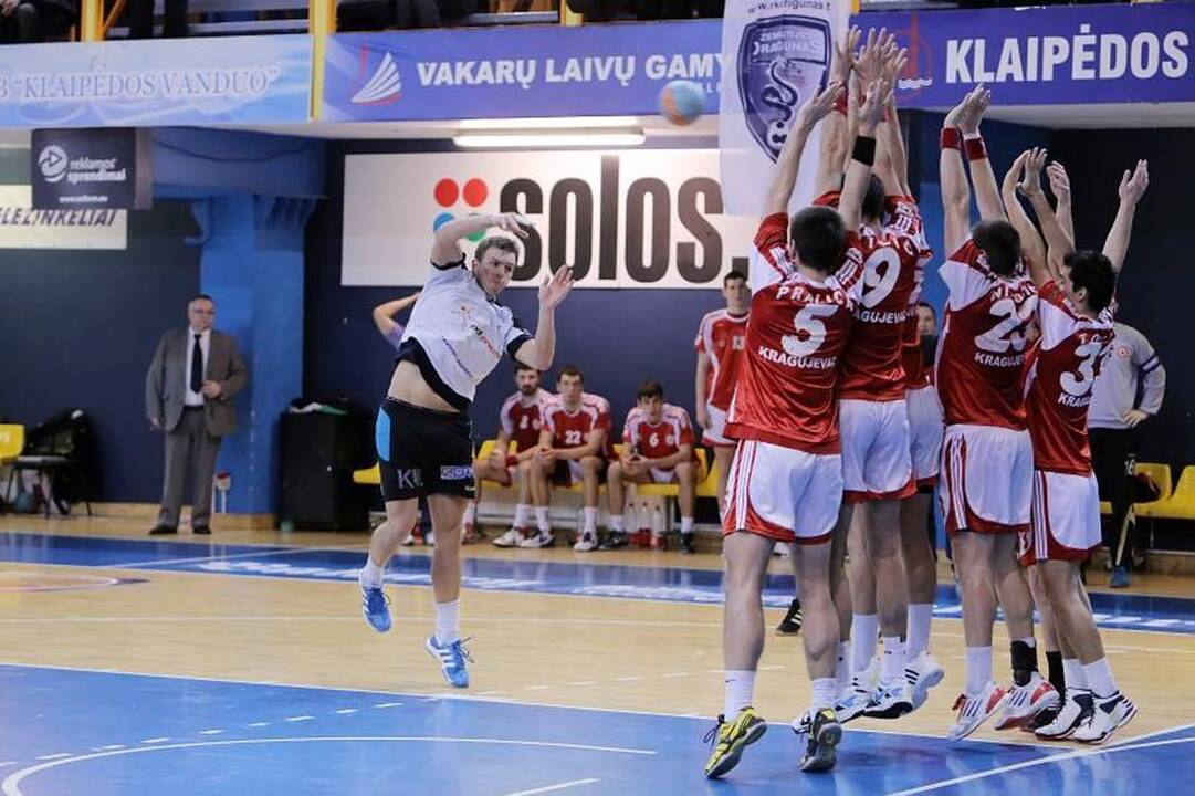 „Dragūno“ rankininkams pritrūko jėgų įveikti serbus 