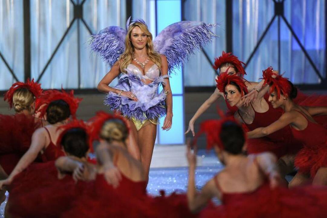 „Victoria‘s Secret“: vyrus įkaitino deimantų liemenėlė už 6 mln. Lt