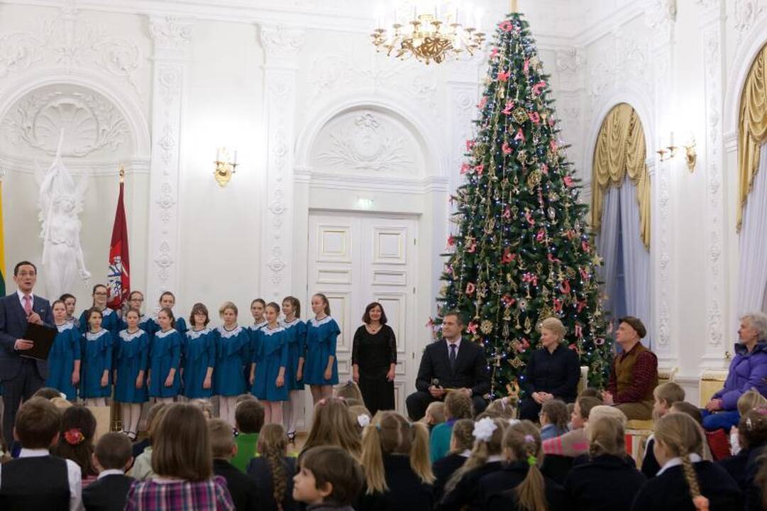 Kalėdos Vilniuje pirmiausiai pradėtos švęsti prezidentūroje