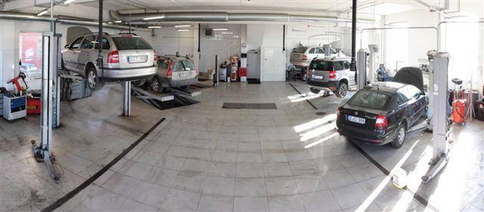 Klaipėdoje duris atveria renovuotas „Škoda“ centras 