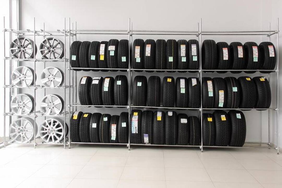 Klaipėdoje duris atveria renovuotas „Škoda“ centras 