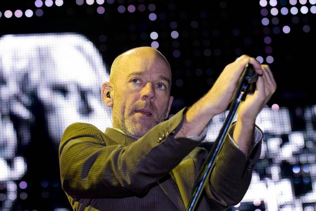 „R.E.M.“ atsisveikinimo vaizdo klipe - ir aktorė Kirsten Dunst