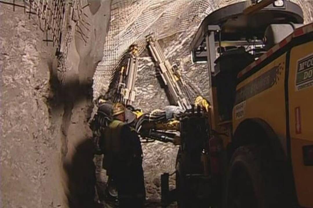 Naujojoje Zelandijoje gęsta viltys, kad bus išgelbėti šachtoje įstrigę angliakasiai