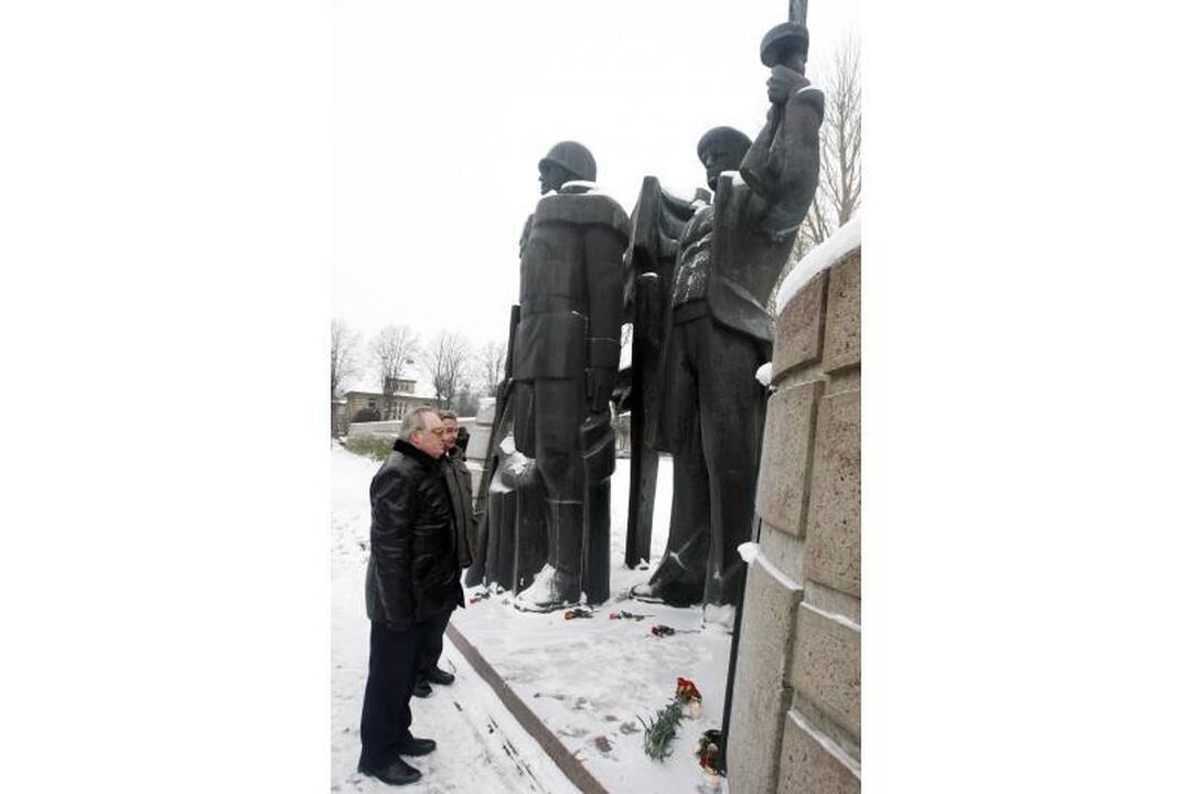 Metinės: prieš 68 metus į Klaipėdą įžengė sovietinė armija