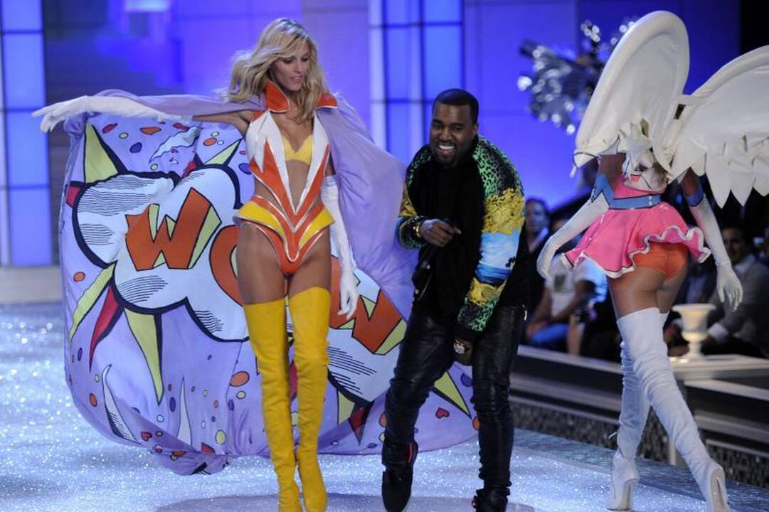 „Victoria‘s Secret“: vyrus įkaitino deimantų liemenėlė už 6 mln. Lt