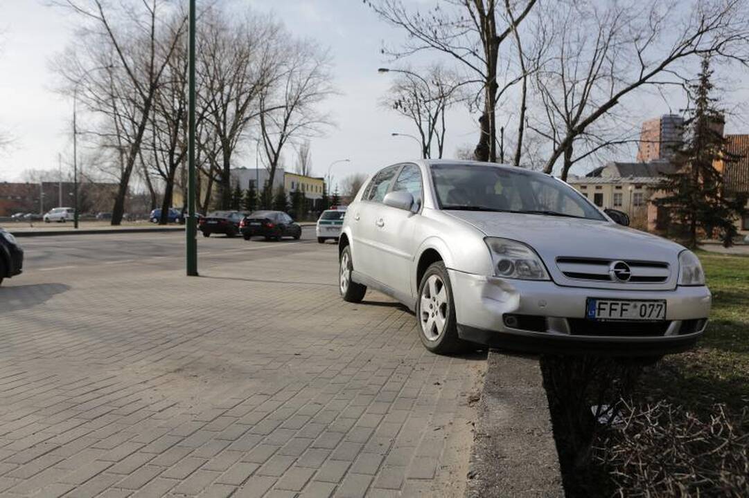 Klaipėdos centre vairuotoją ištiko širdies priepuolis 