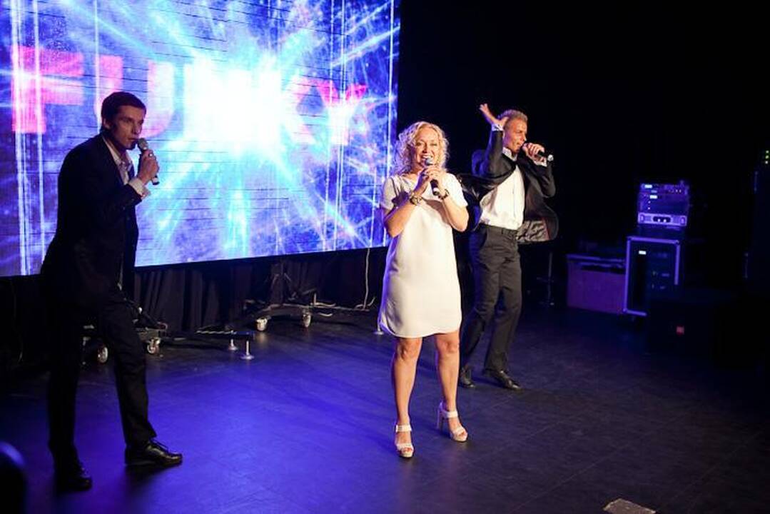 Haddaway ir Lietuvos muzikos legendos nukėlė 20 metų atgal