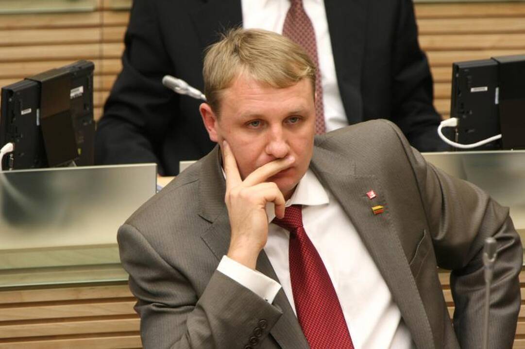 Į Seimo etikos komisiją vėl siūlomas A.Šedžius