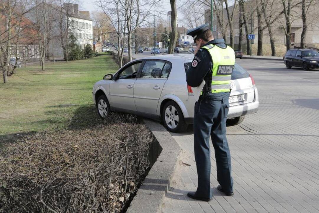 Klaipėdos centre vairuotoją ištiko širdies priepuolis 
