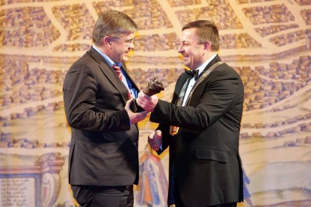 Įteiktos Šv. Kristoforo statulėlės nusipelniusiems vilniečiams