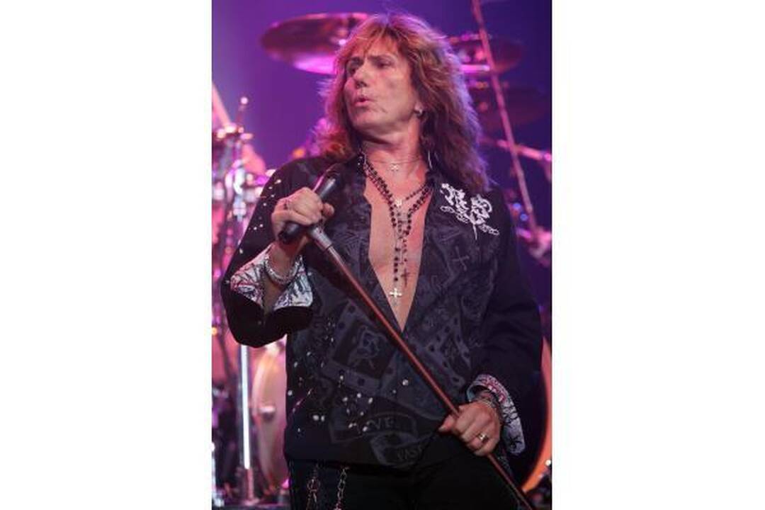 „Whitesnake“ sujungė kartas