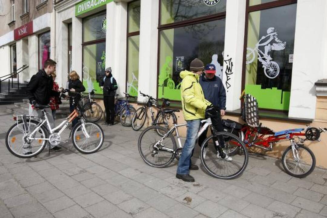 Klaipėdiečiai skubėjo ženklinti savo dviračių