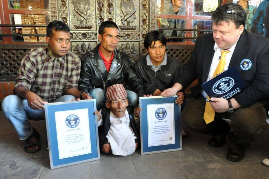 72 metų Nepalo gyventojas pripažintas mažiausiu pasaulyje vyru