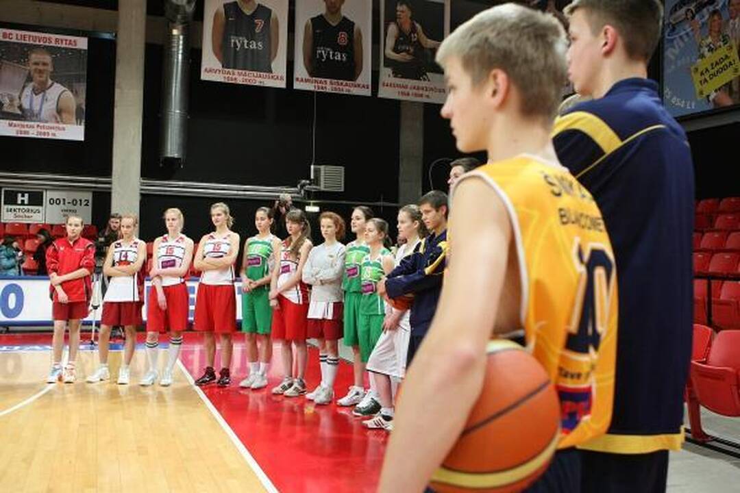 Krepšinio žvaigždžių pamokos jauniesiems žaidėjams