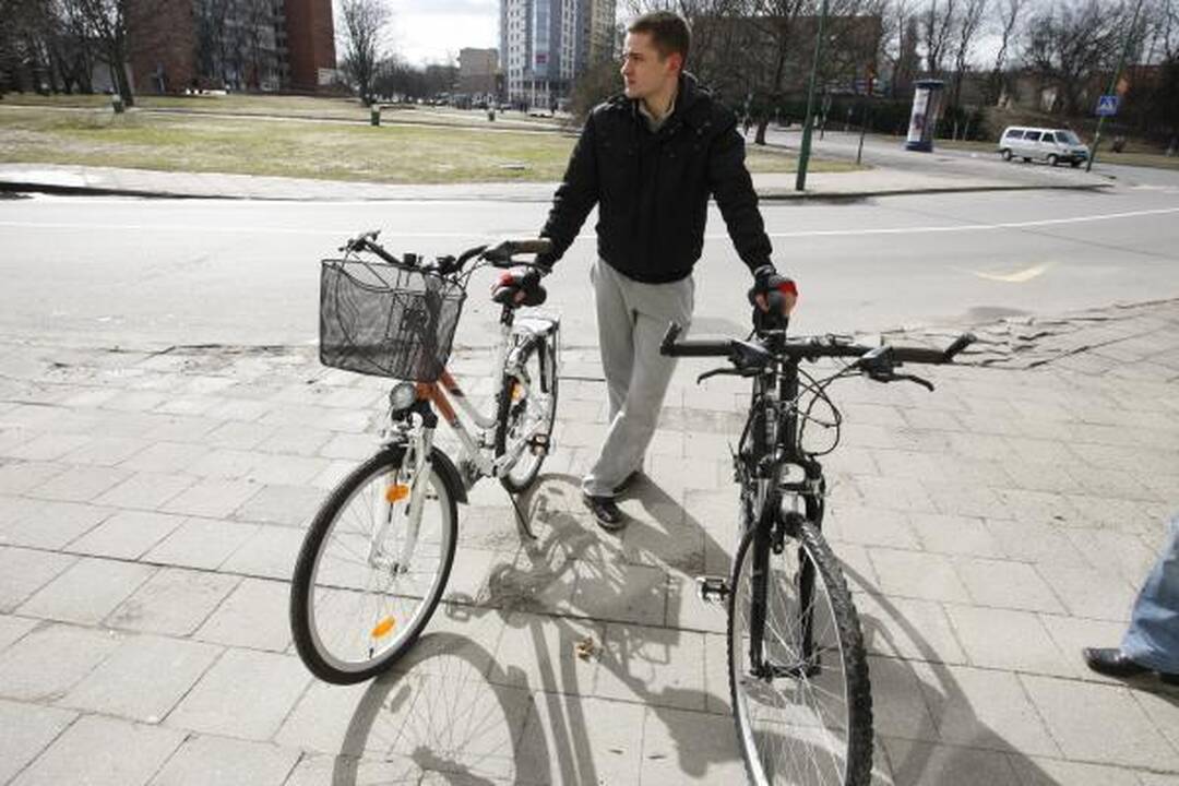Klaipėdiečiai skubėjo ženklinti savo dviračių