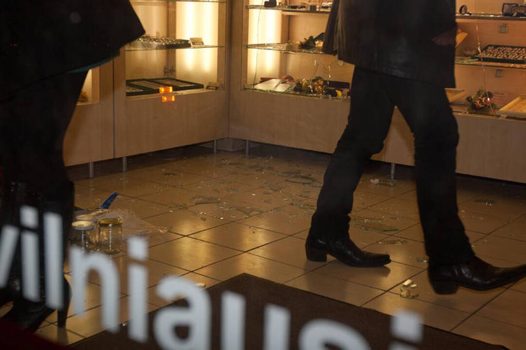 Drama lombarde: plėšikui sulaužytas žandikaulis