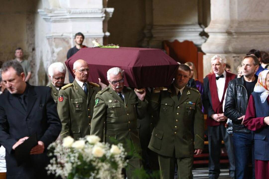 Šventovėje perlaidoti iškilūs Kauno piliečiai