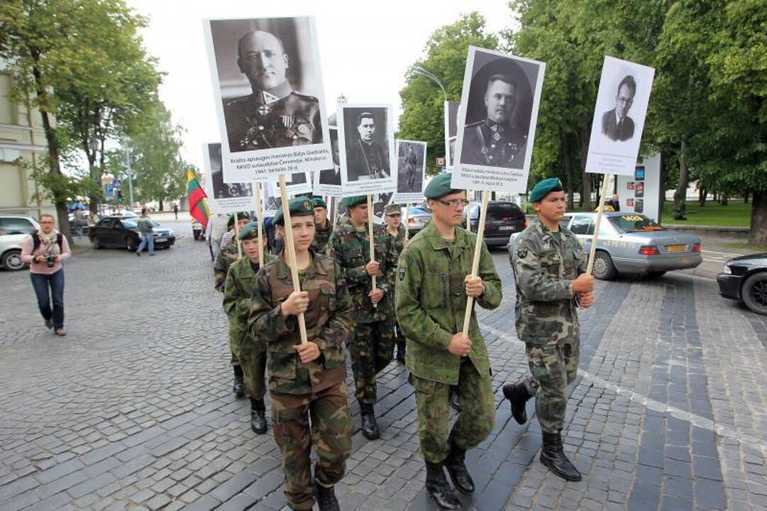 Birželio sukilimo metinių eitynės praėjo be incidentų
