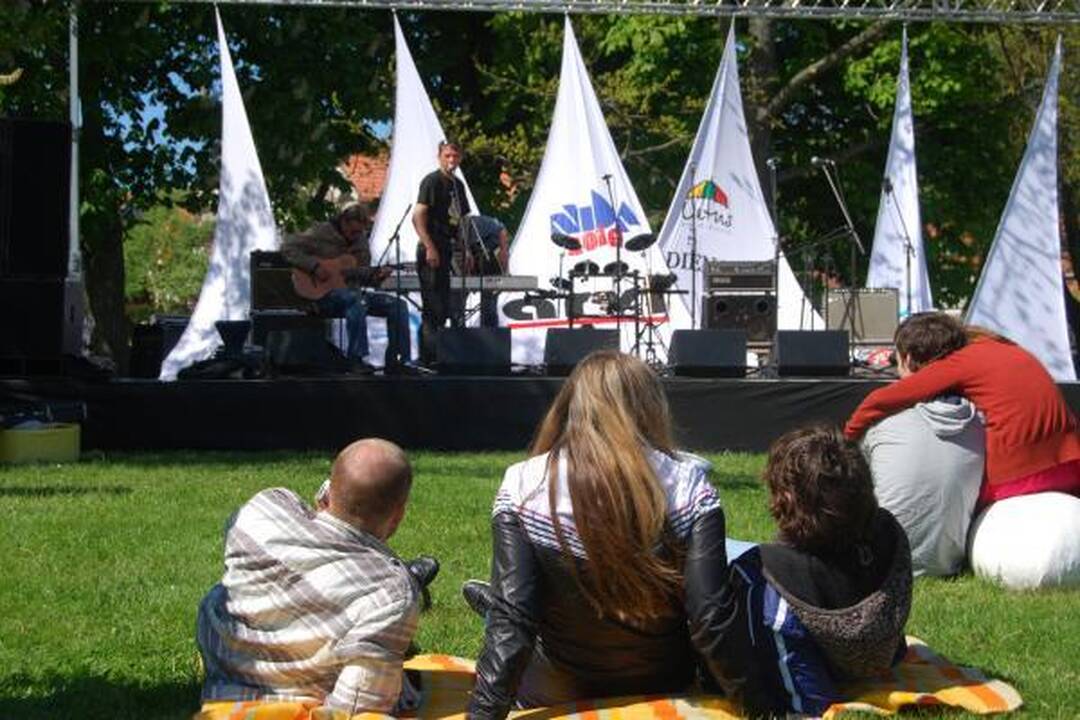 Nidoje atidaryta Užupio respublikos ambasada