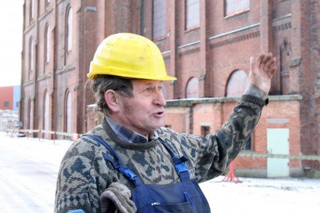 Tragedija Klaipėdoje: nuvirtus kranui žuvo darbininkas, kitas sužeistas (papildyta)