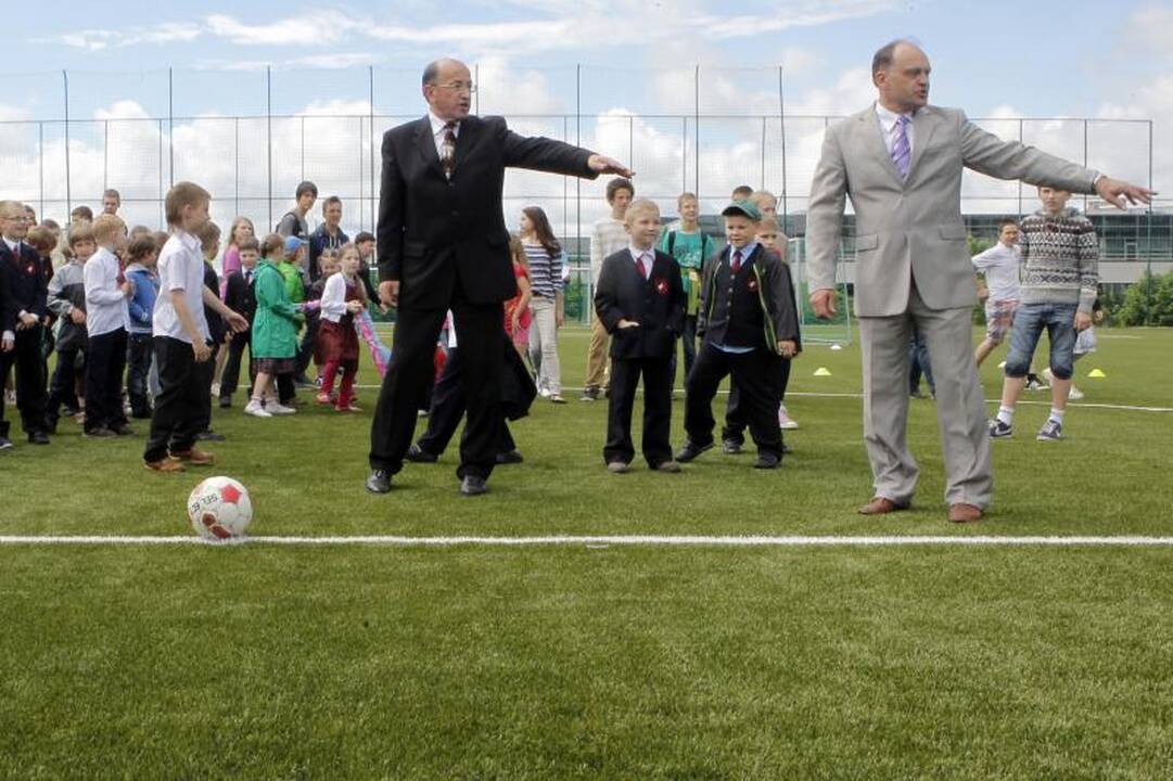Fabijoniškėse vartus atvėrė naujas futbolo stadionas
