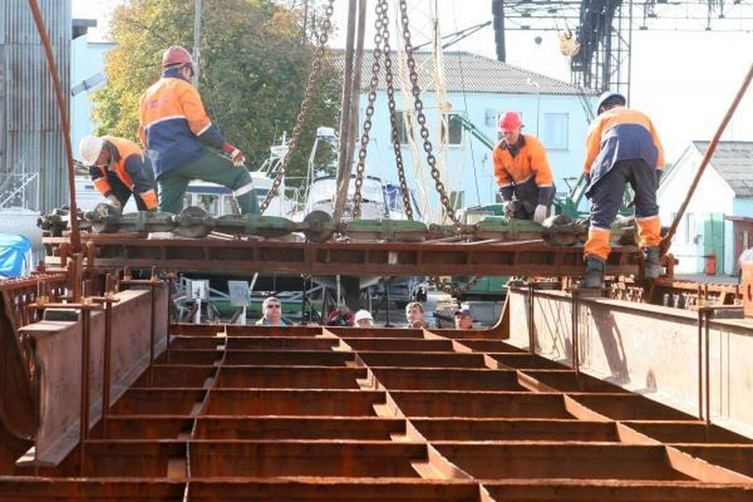 Pasukamasis tiltelis išvežtas remontui