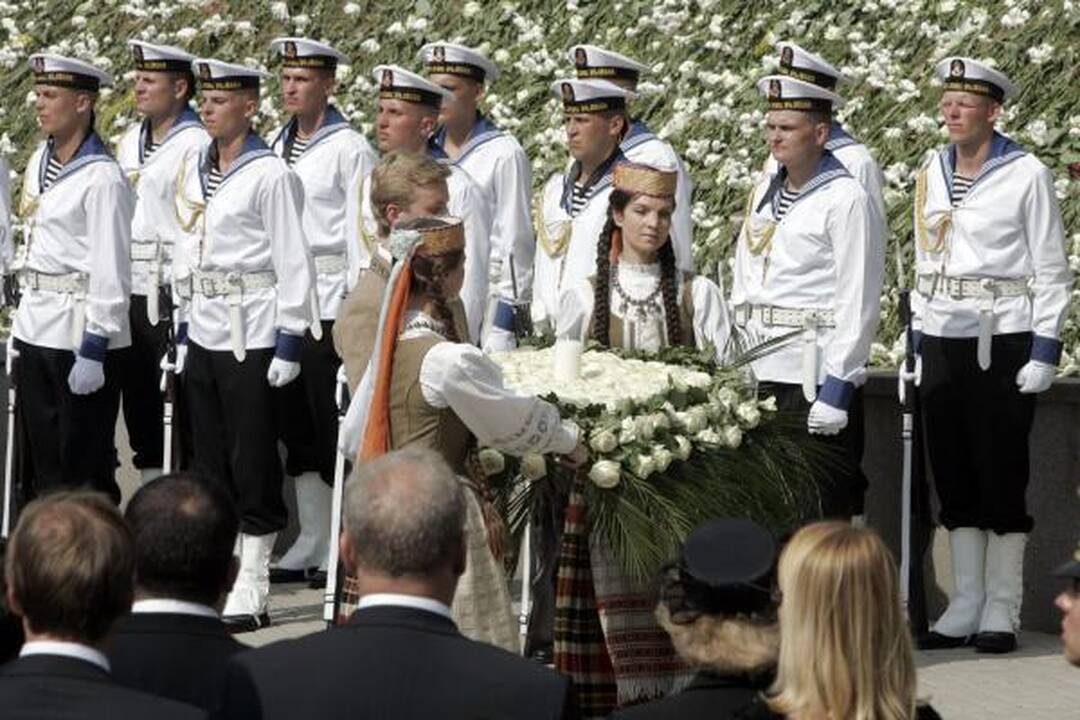 Prezidentas A.Brazauskas palaidotas 