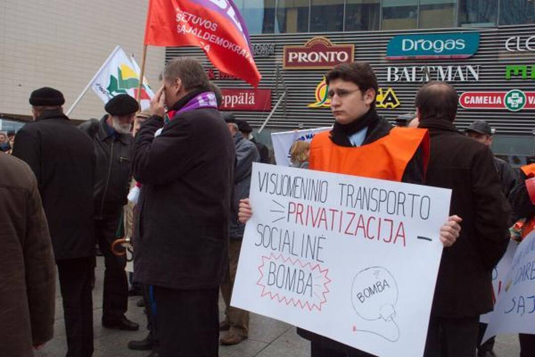 Sostinės opozicijai nepavyko užkirsti kelio įmonių privatizacijai (papildyta)