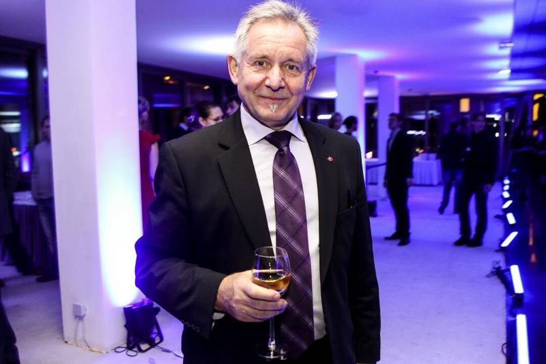 Televizijos pristatyme šėlo ir politikai, ir šou žvaigždės