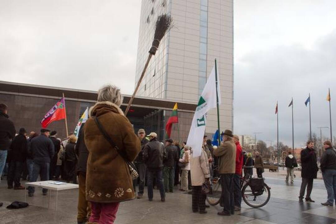 Sostinės opozicijai nepavyko užkirsti kelio įmonių privatizacijai (papildyta)