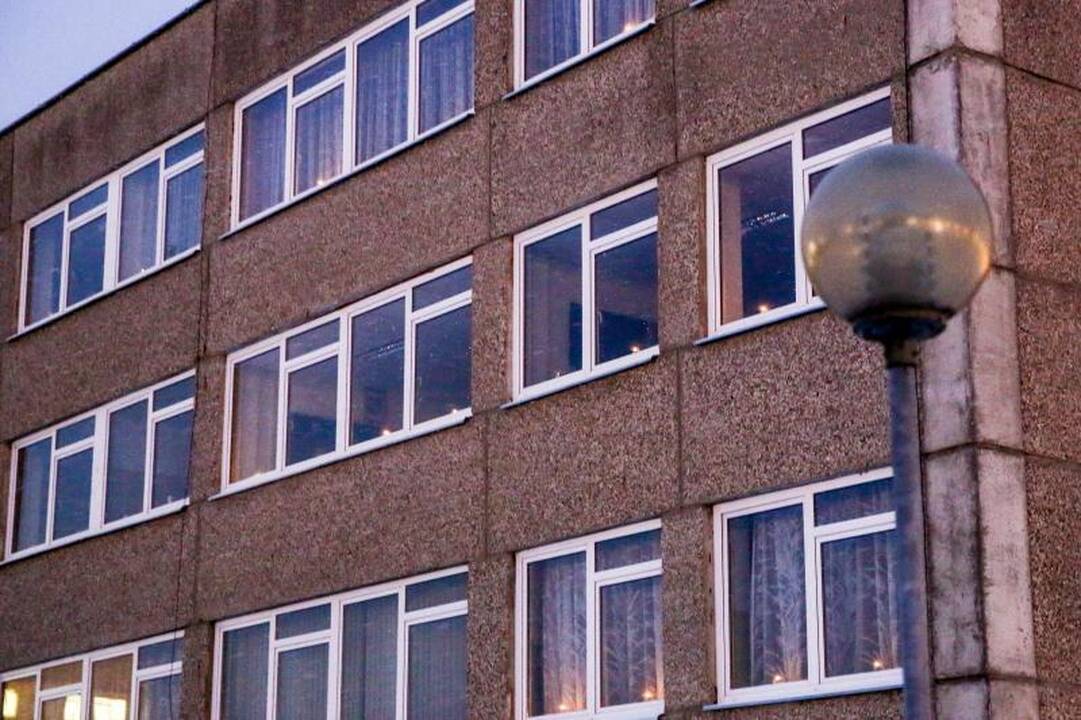 Sausio 13-ąją prisimenant: aušra pasitikta žvakutėmis ir tyla