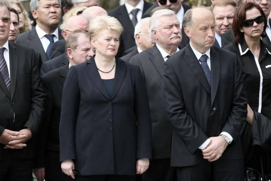 Prezidentas A.Brazauskas palaidotas 