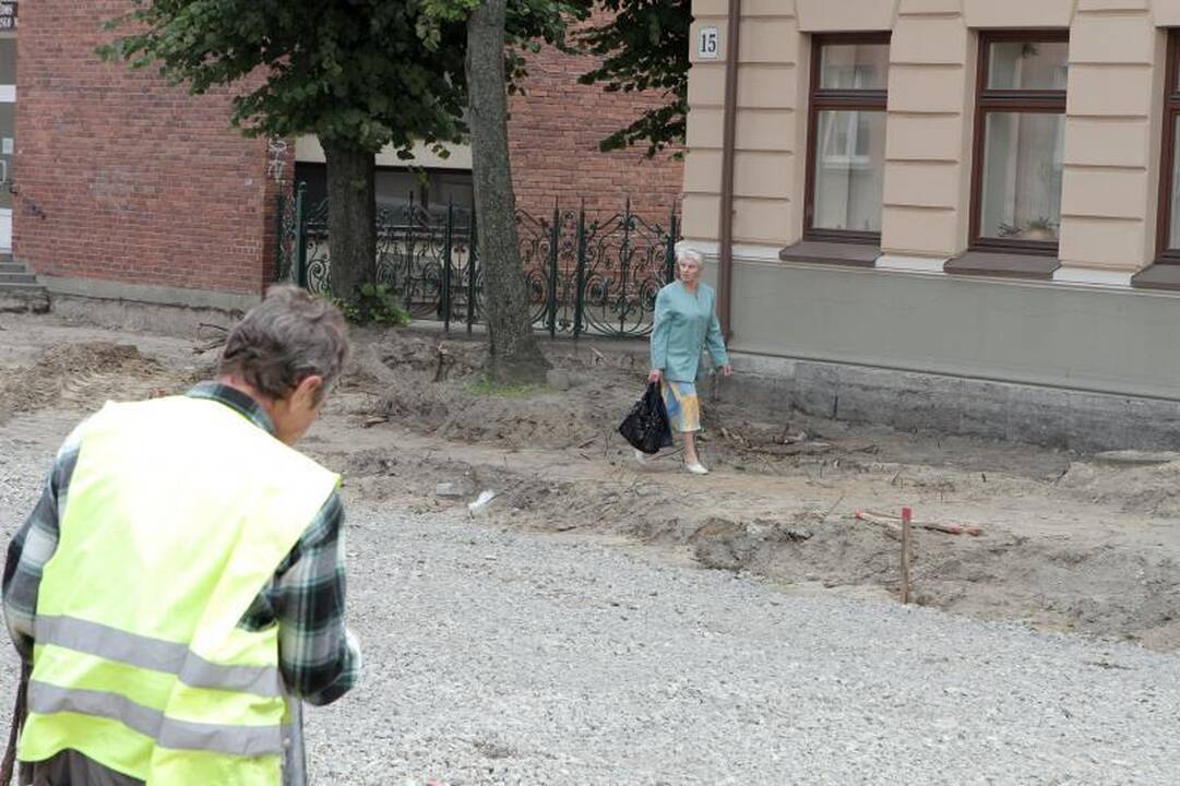 Klaipėdos gatvėse intensyviai verda remonto darbai