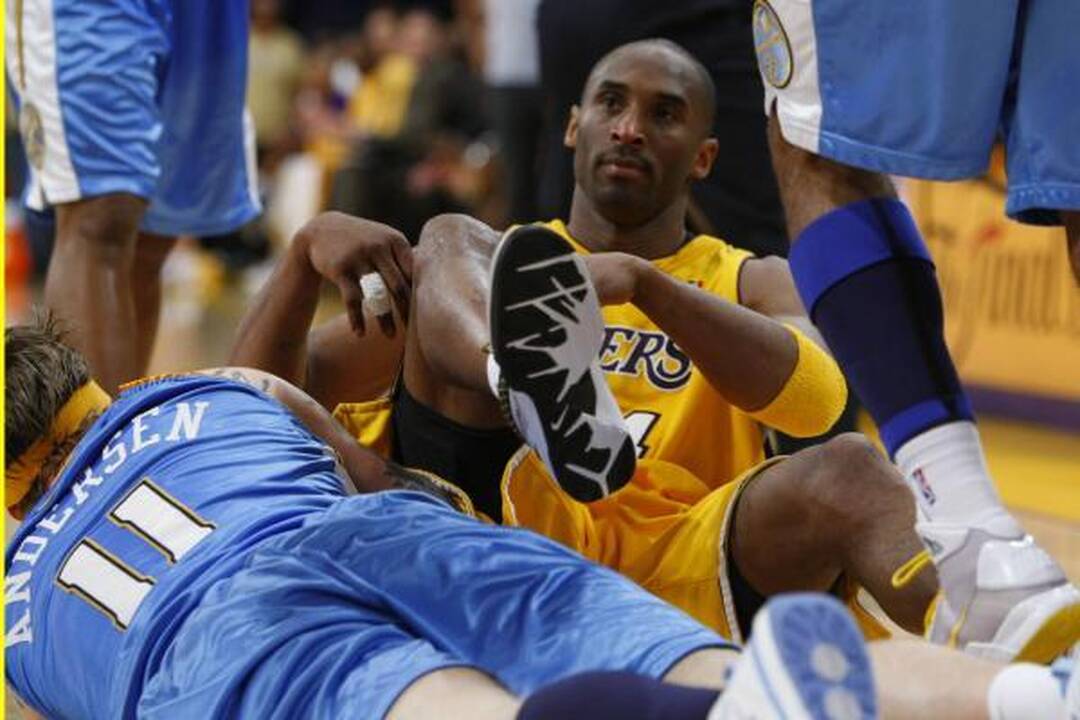 „Lakers“ – per žingsnį nuo finalo