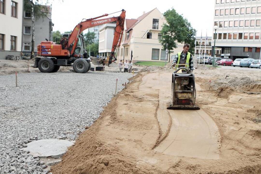 Klaipėdos gatvėse intensyviai verda remonto darbai